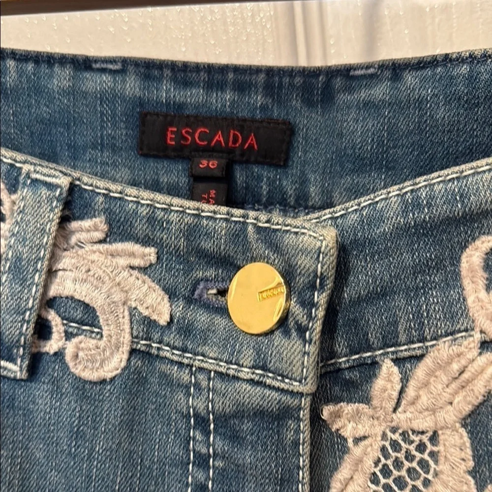 Escada Blue Jeans with Cream Lace Accent EU 36/S